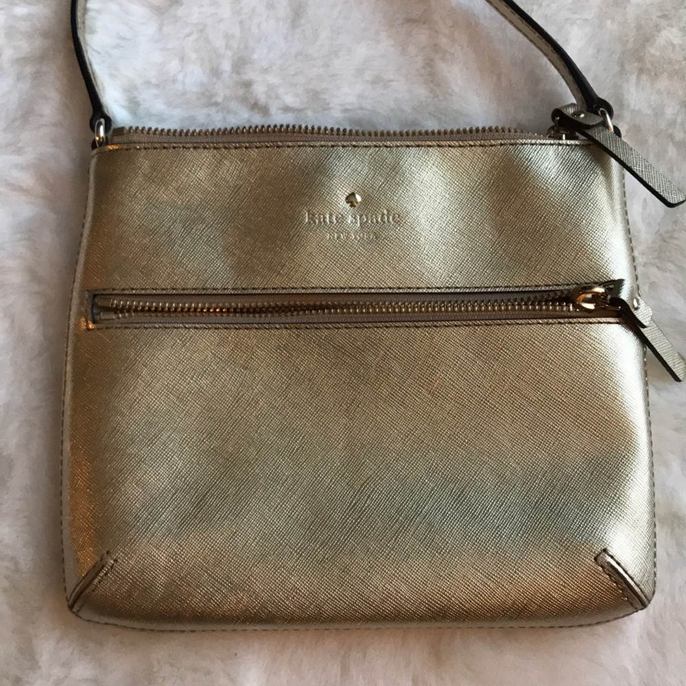 LIKE NEW! Kate Spade ♠️ gold shiny crossbody